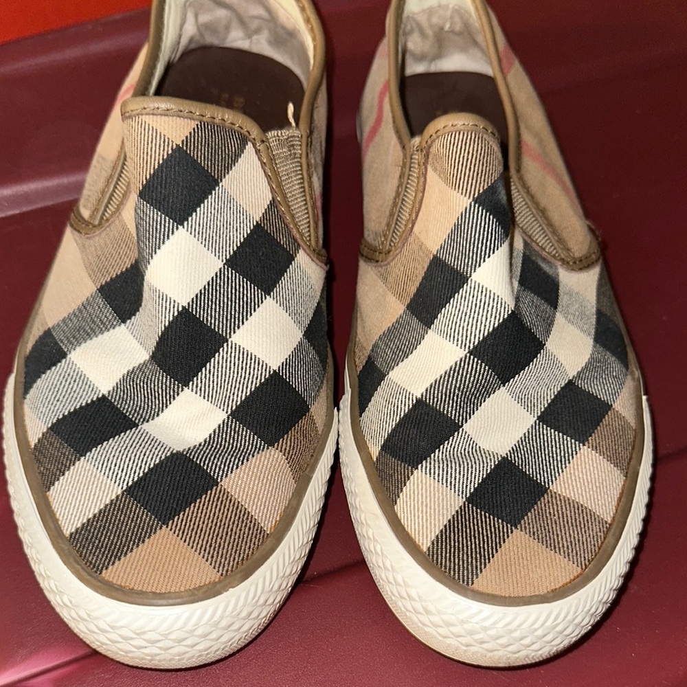 Burberry Slip-On Plaid Shoes size 41 women’s